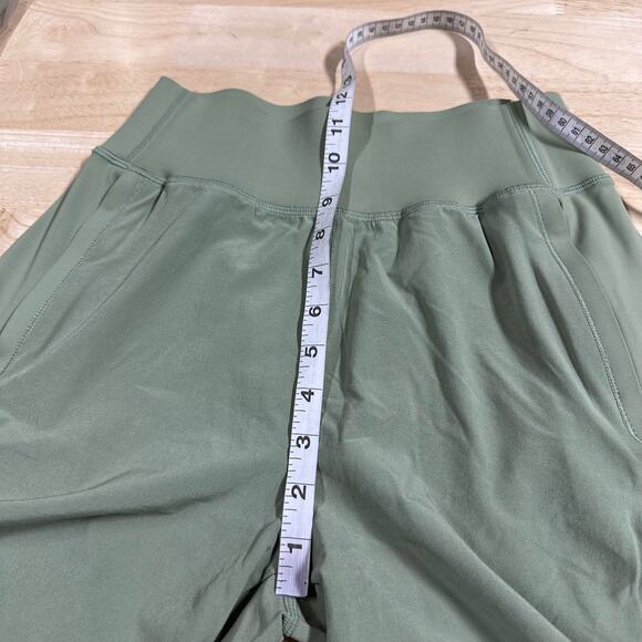 Athleta Run With It Pant Eucalyptus Olive Women's Size XXS New With Tags - Picture 11 of 12
